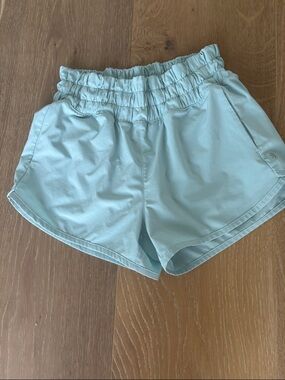 Athleta Mint Aqua Ruffle-Waist Kids Shorts
